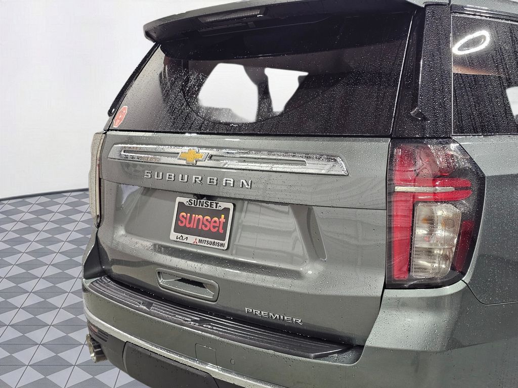 Used 2023  Chevrolet Premier image 11