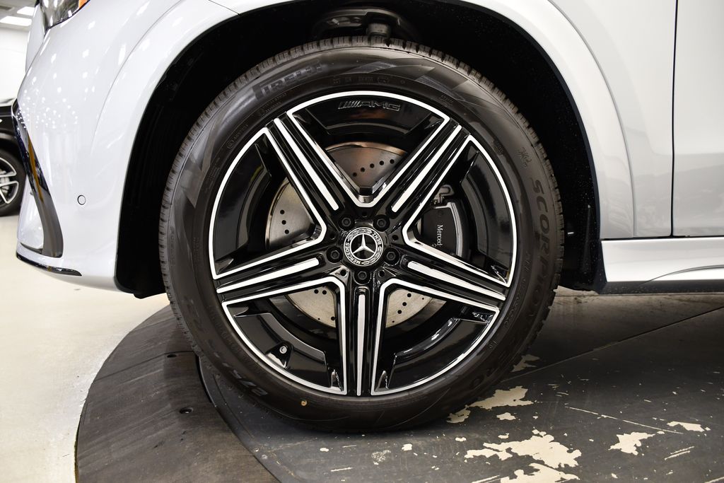 Thumbnail: 2025 Mercedes-Benz GLE - 13