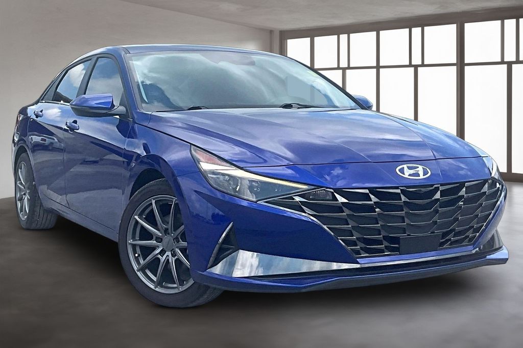 Used 2023 Hyundai Elantra Sedan