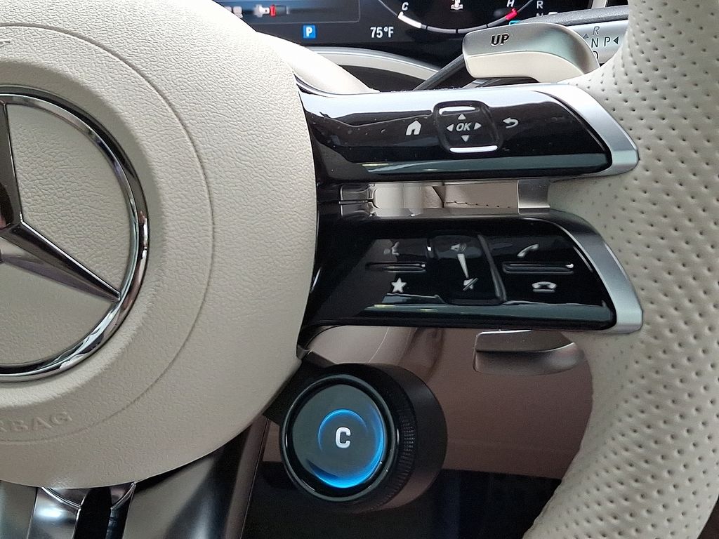 Thumbnail: 2025 Mercedes-Benz SL-Class - 13