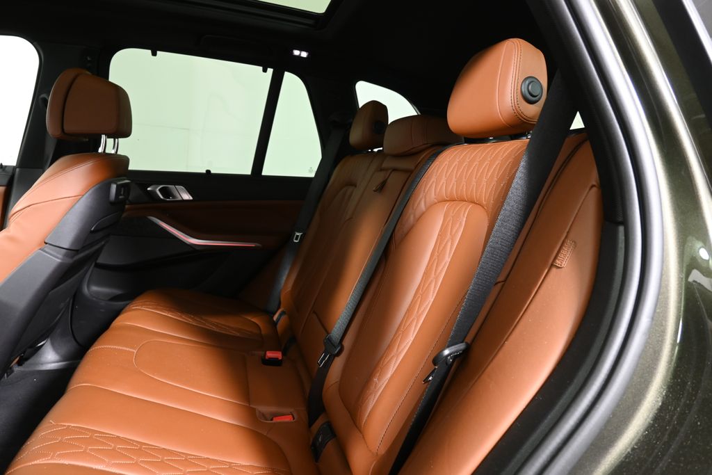 Thumbnail: 2023 BMW X5 - 6