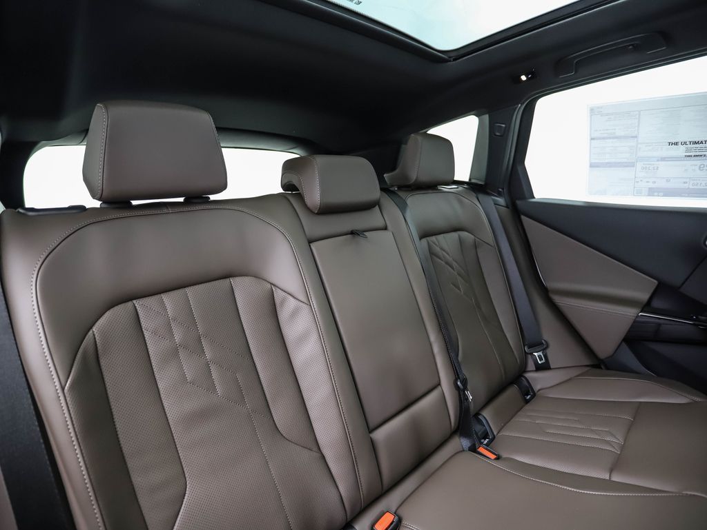 Thumbnail: 2026 BMW X3 - 27