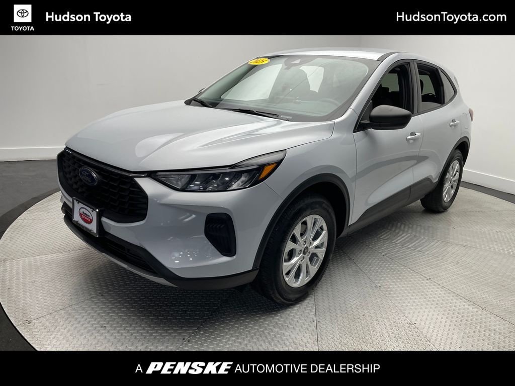 Thumbnail: 2025 Ford Escape - 1