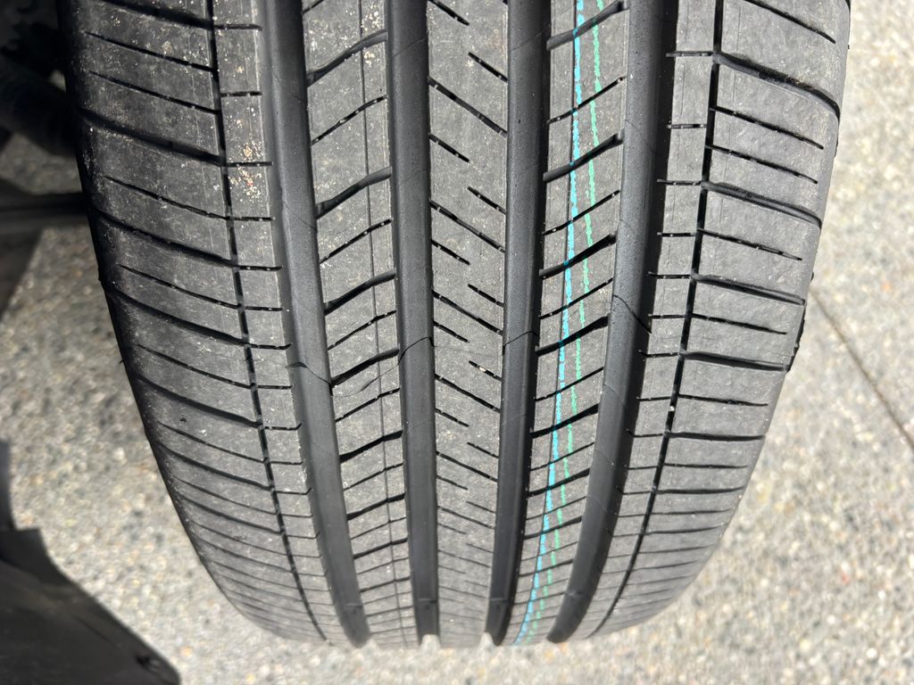 Thumbnail: 2021 Dodge Charger - 28