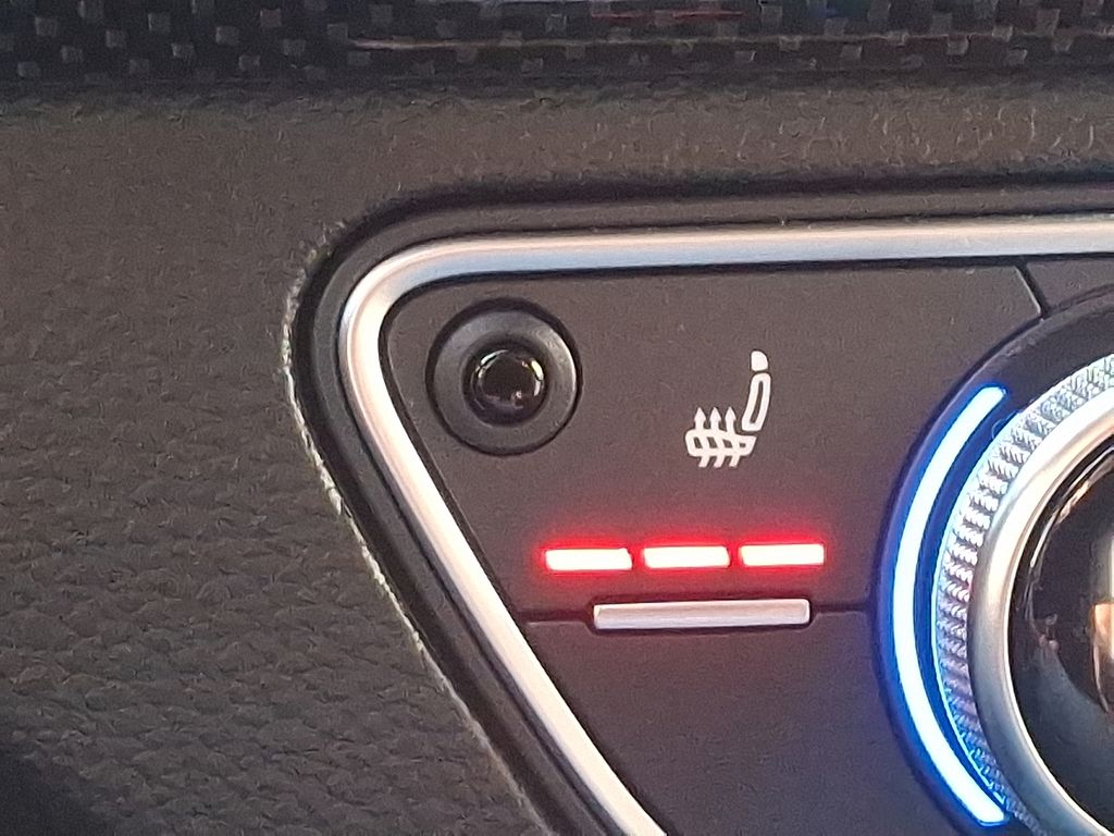 Thumbnail: 2021 Audi SQ5 - 24