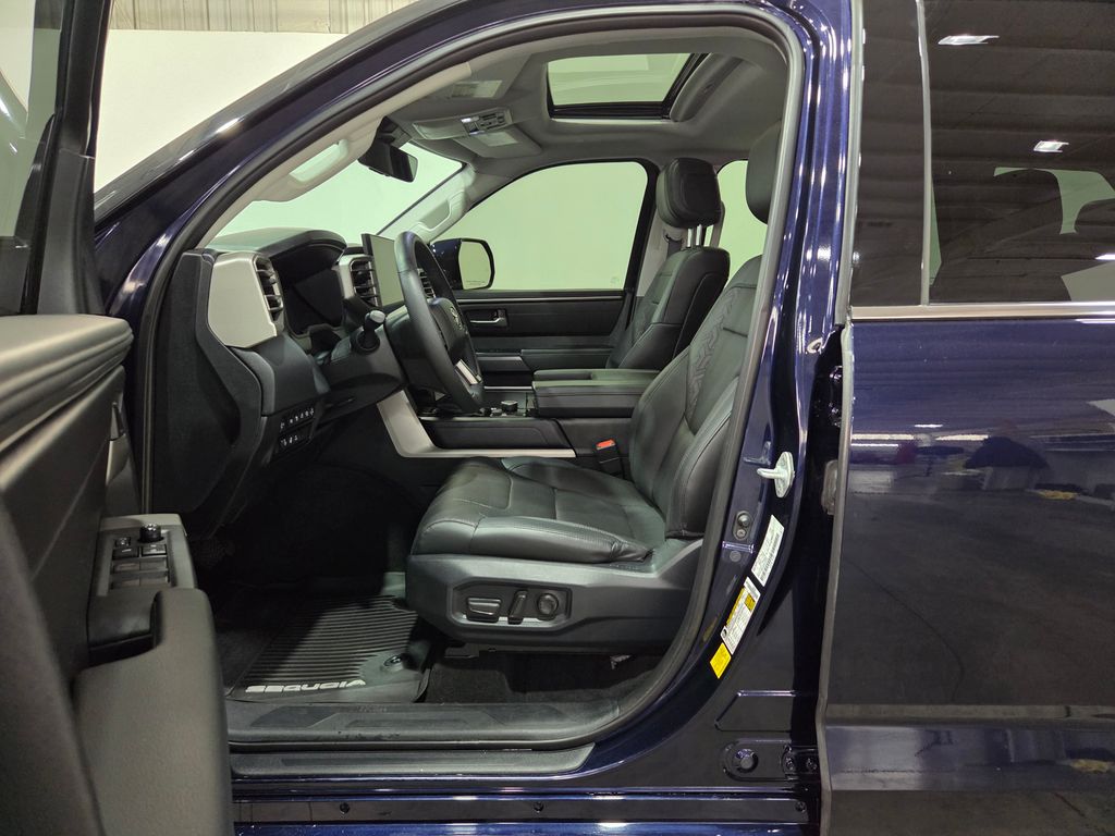 2023 Toyota Sequoia SR5
