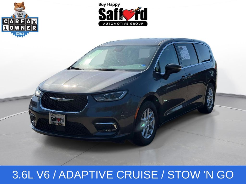 2023 Chrysler Pacifica Touring L