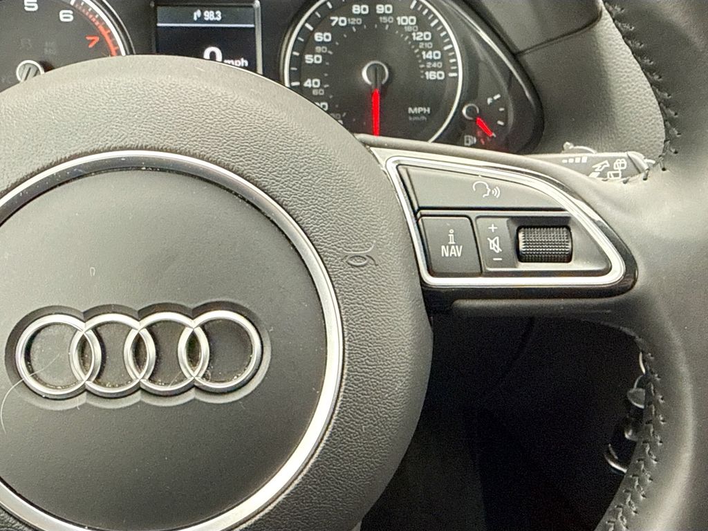 Thumbnail: 2016 Audi Q5 - 12