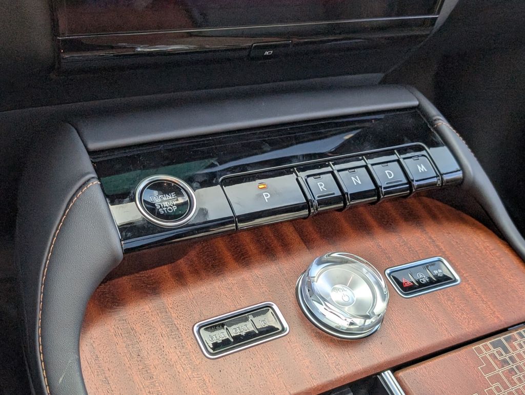 new 2026 Lincoln Navigator car, priced at $123,415