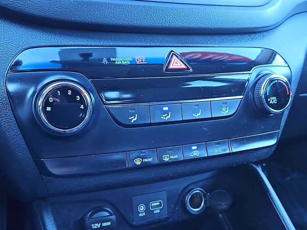 Thumbnail: 2016 Hyundai Tucson - 17