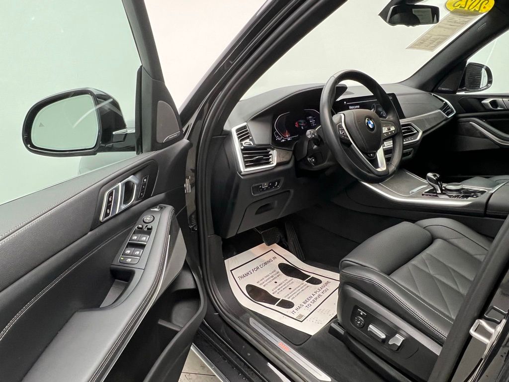 Thumbnail: 2023 BMW X5 - 22