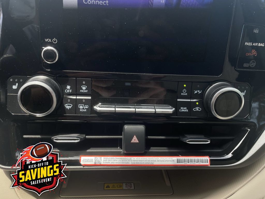 Used 2025 Toyota Highlander SUV