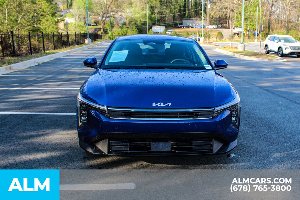 Used 2025 Blue Kia LXS image 10