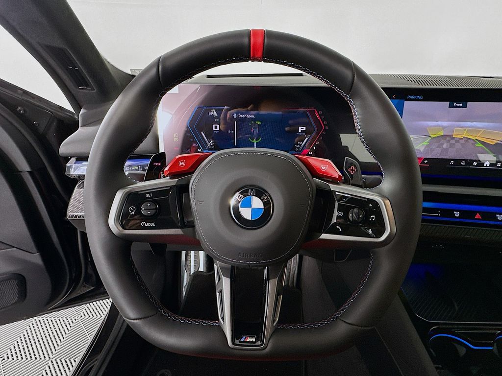Thumbnail: 2026 BMW M5 - 10