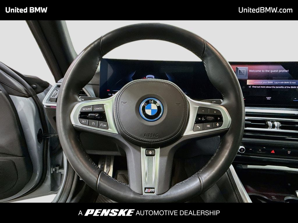 Thumbnail: 2023 BMW i4 - 6