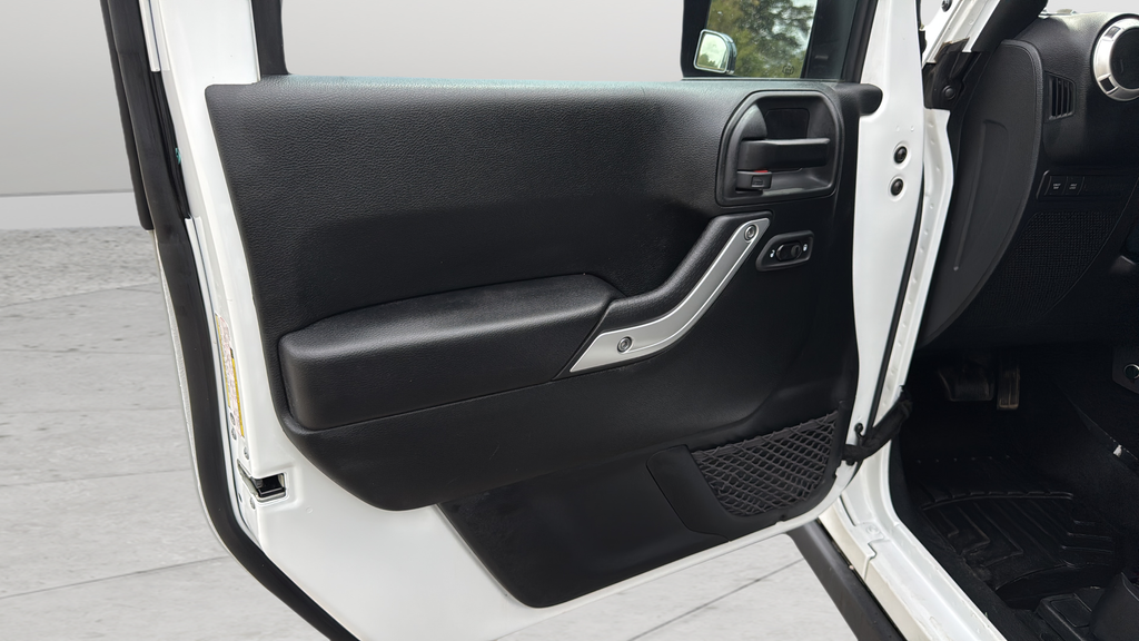 Used 2018 Jeep Wrangler JK Rubicon 2D Sport Utility