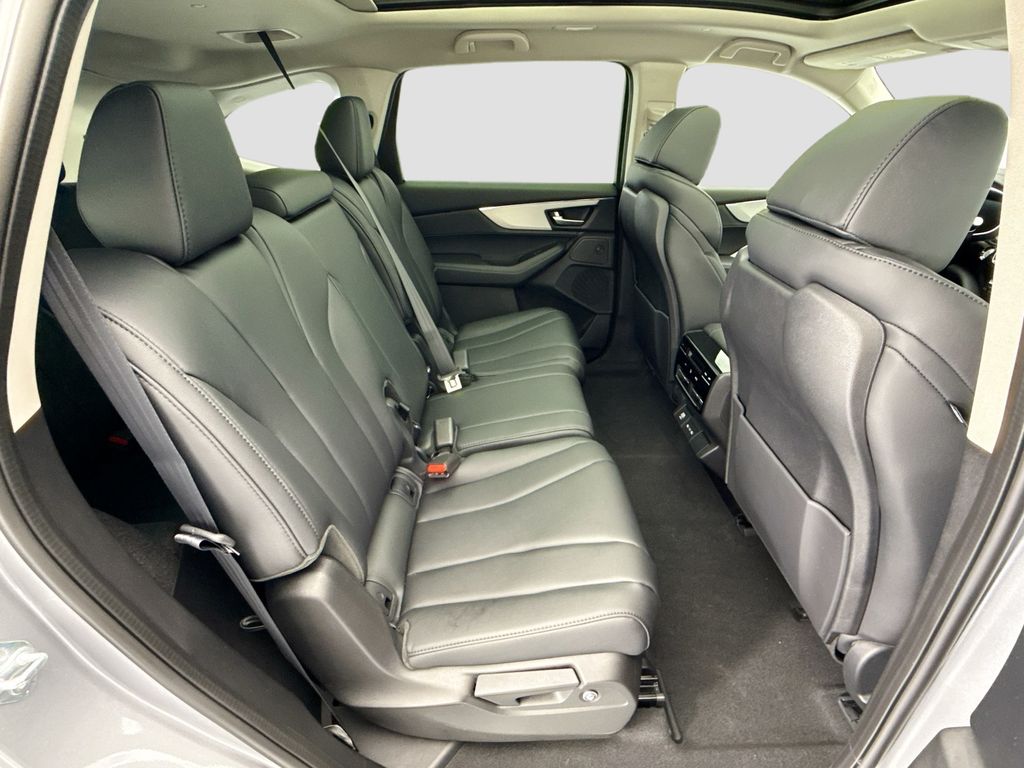 Thumbnail: 2026 Acura MDX - 22