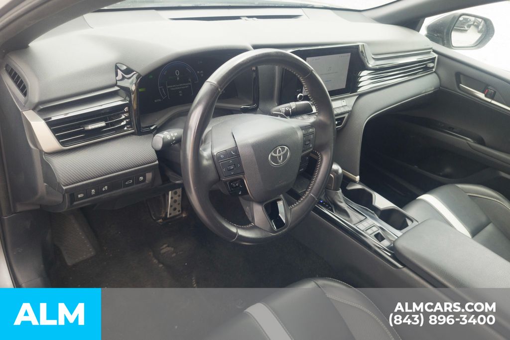 Used 2025 Heavy Metal Toyota SE image 5