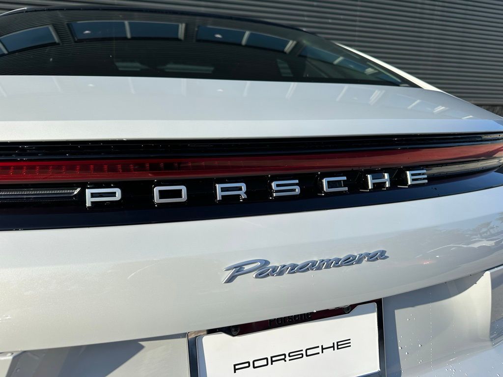 Thumbnail: 2026 Porsche Panamera - 14