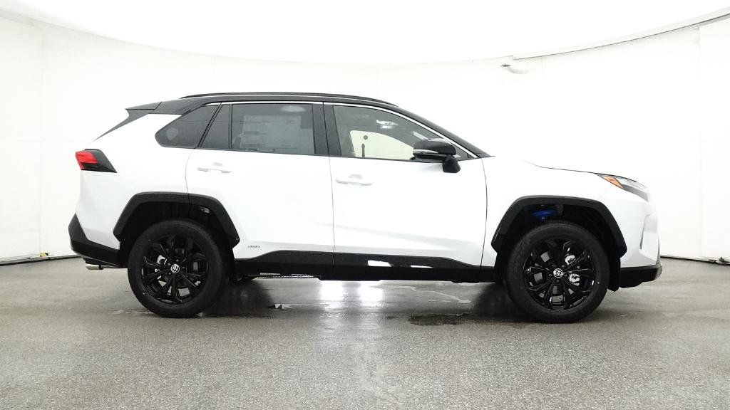 Thumbnail: 2025 Toyota RAV4 - 2