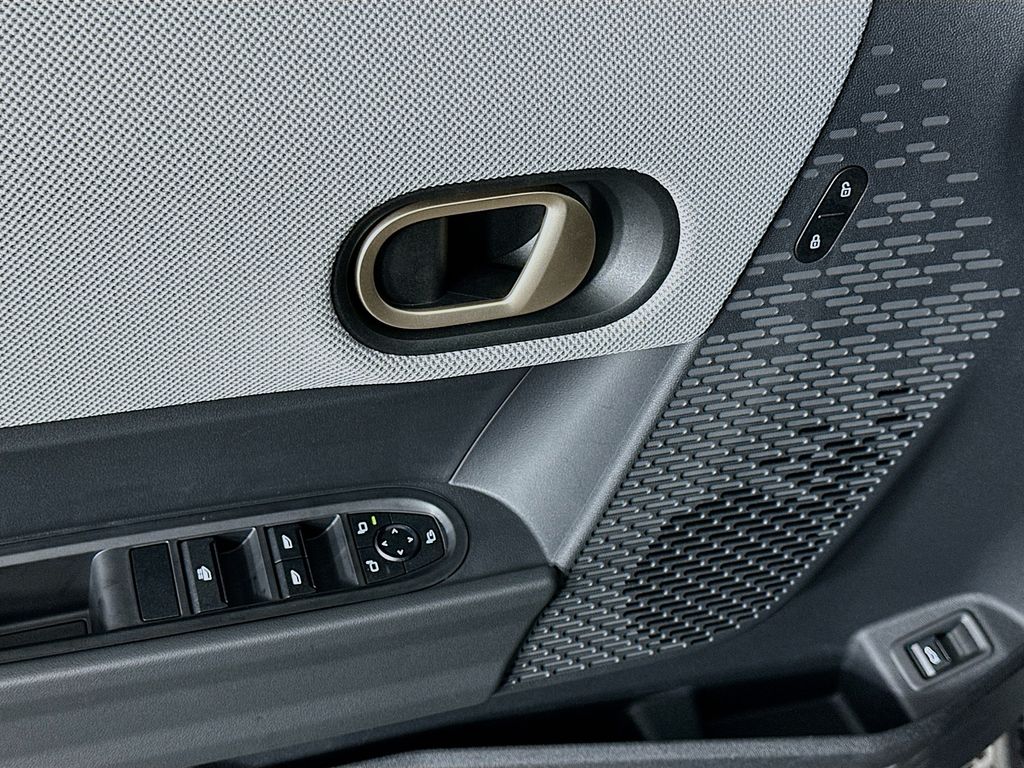 Thumbnail: 2026 MINI Cooper - 19