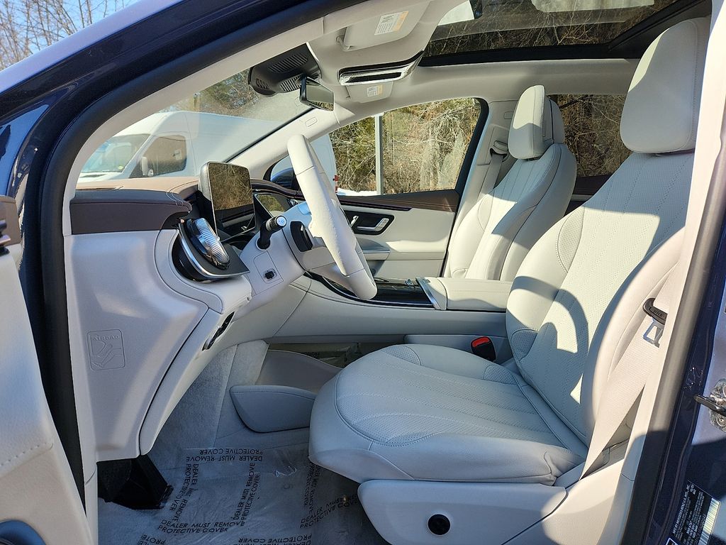 Thumbnail: 2023 Mercedes-Benz EQE - 13