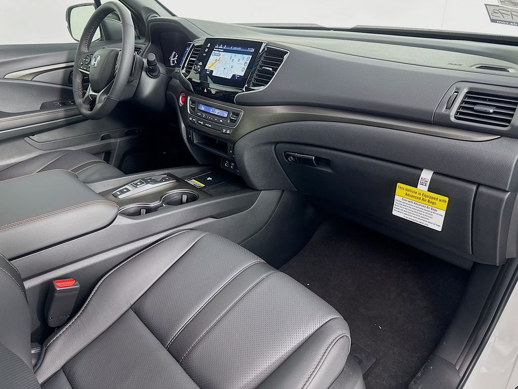 2025 Honda Passport TrailSport photo