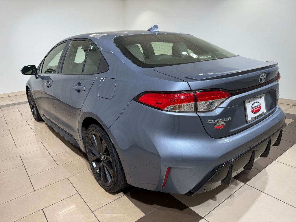 Thumbnail: 2024 Toyota Corolla - 3