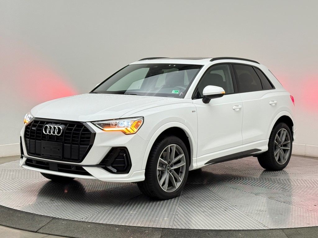 Thumbnail: 2025 Audi Q3 - 6