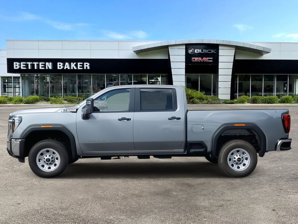 2024 GMC Sierra 2500HD Pro 4