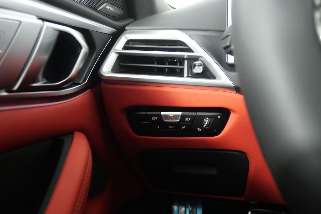 Thumbnail: 2026 BMW M4 - 16