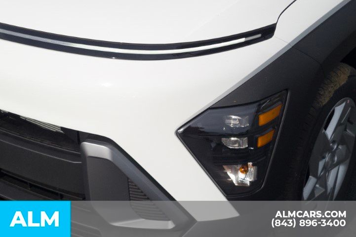 Used 2026 White Hyundai SE image 11