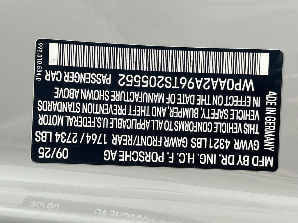 Thumbnail: 2026 Porsche 911 - 32