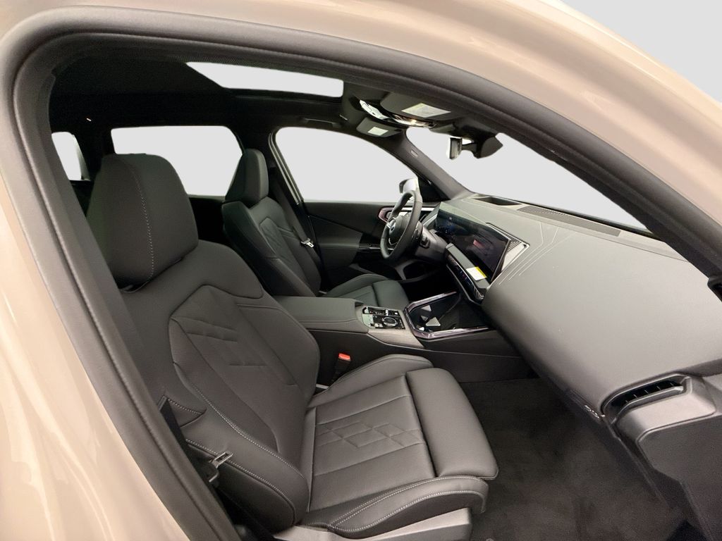 Thumbnail: 2026 BMW X3 - 19