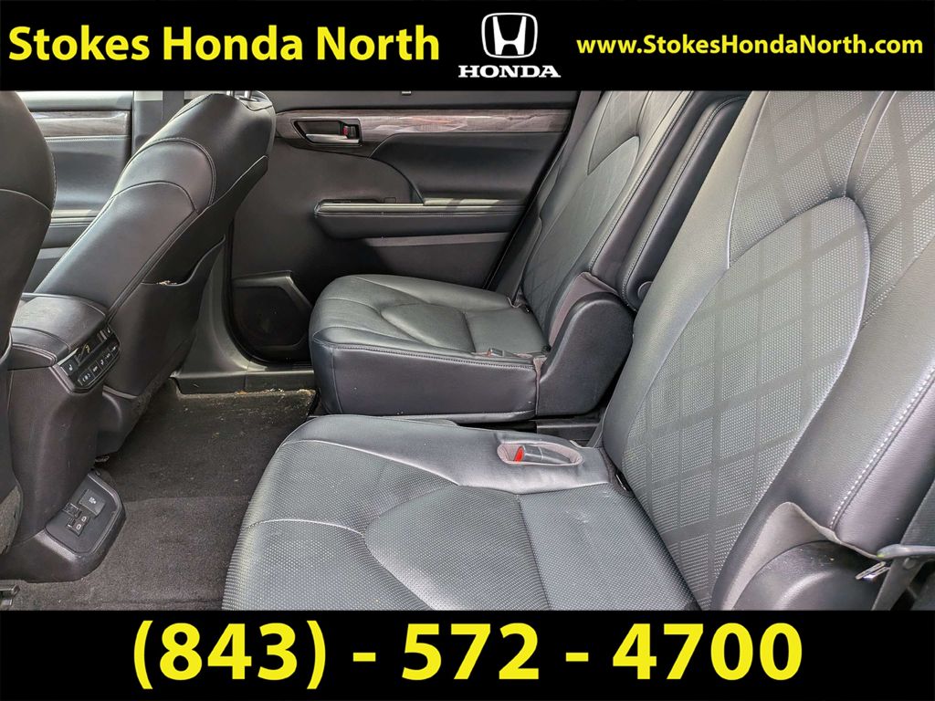 Used 2023 Toyota Highlander SUV