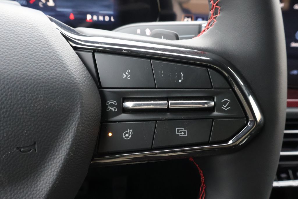 Thumbnail: 2026 Chevrolet Traverse - 24