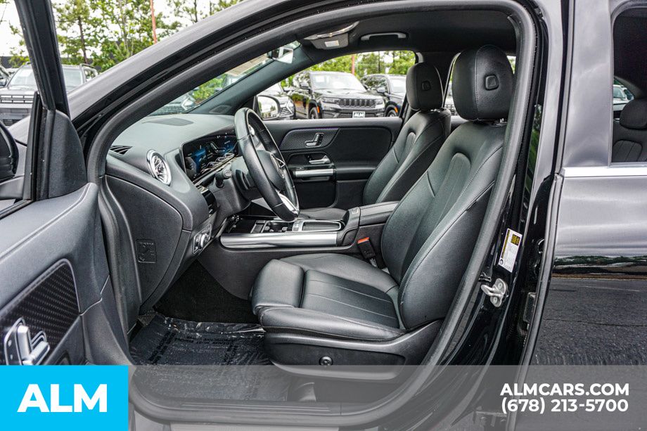 Used 2025 Black Mercedes-Benz GLA 250 image 19