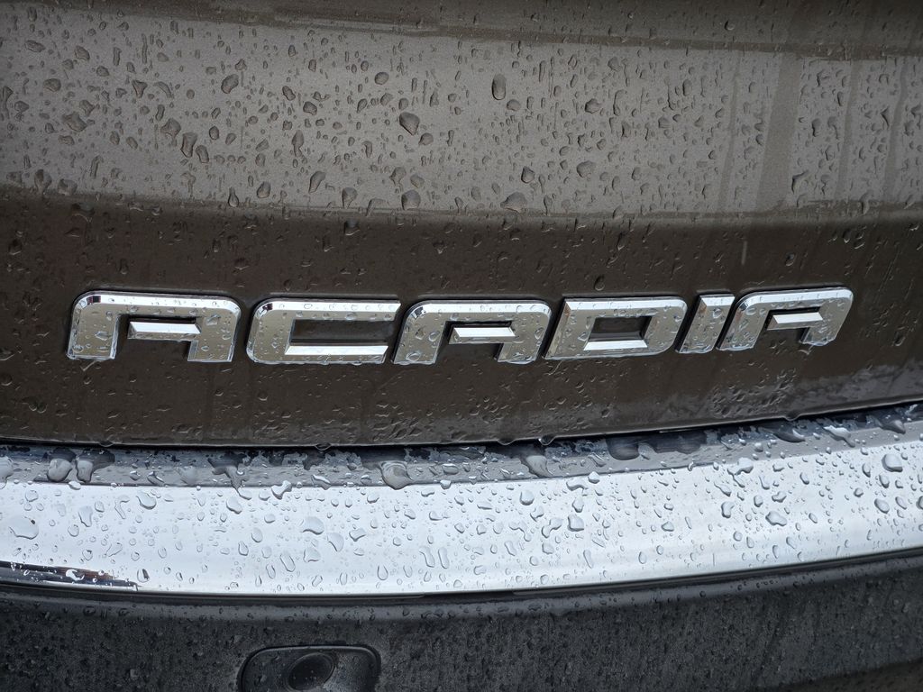 2012 GMC Acadia SLE - 8
