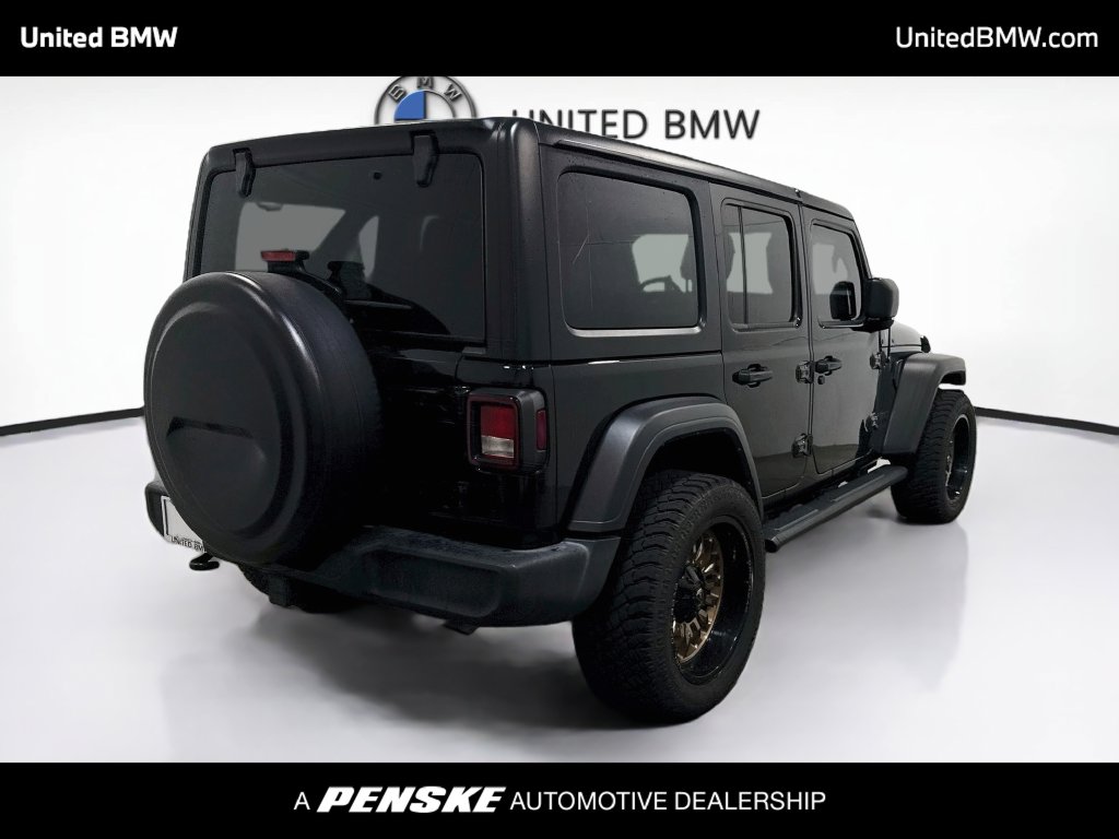 Thumbnail: 2022 Jeep Wrangler - 5