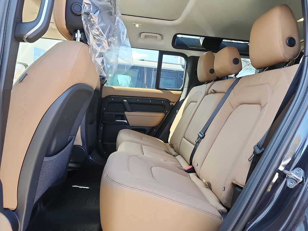 Thumbnail: 2026 Land Rover Defender - 5