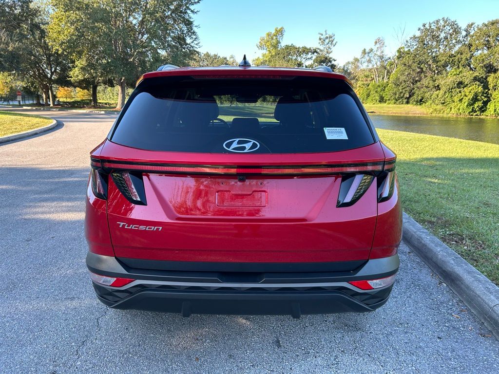 Thumbnail: 2022 Hyundai Tucson - 4