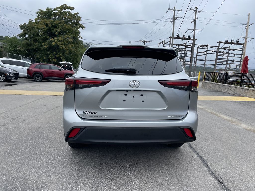 Used 2024 Toyota Highlander SUV
