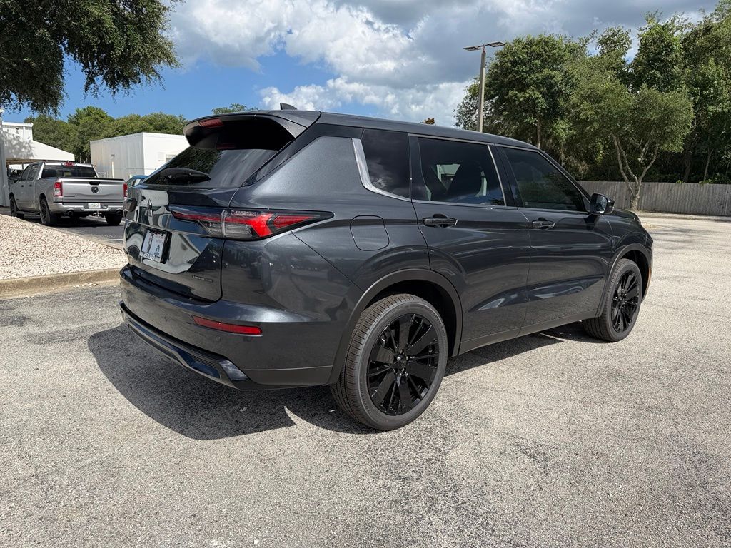 New 2026 Mitsubishi Outlander SUV