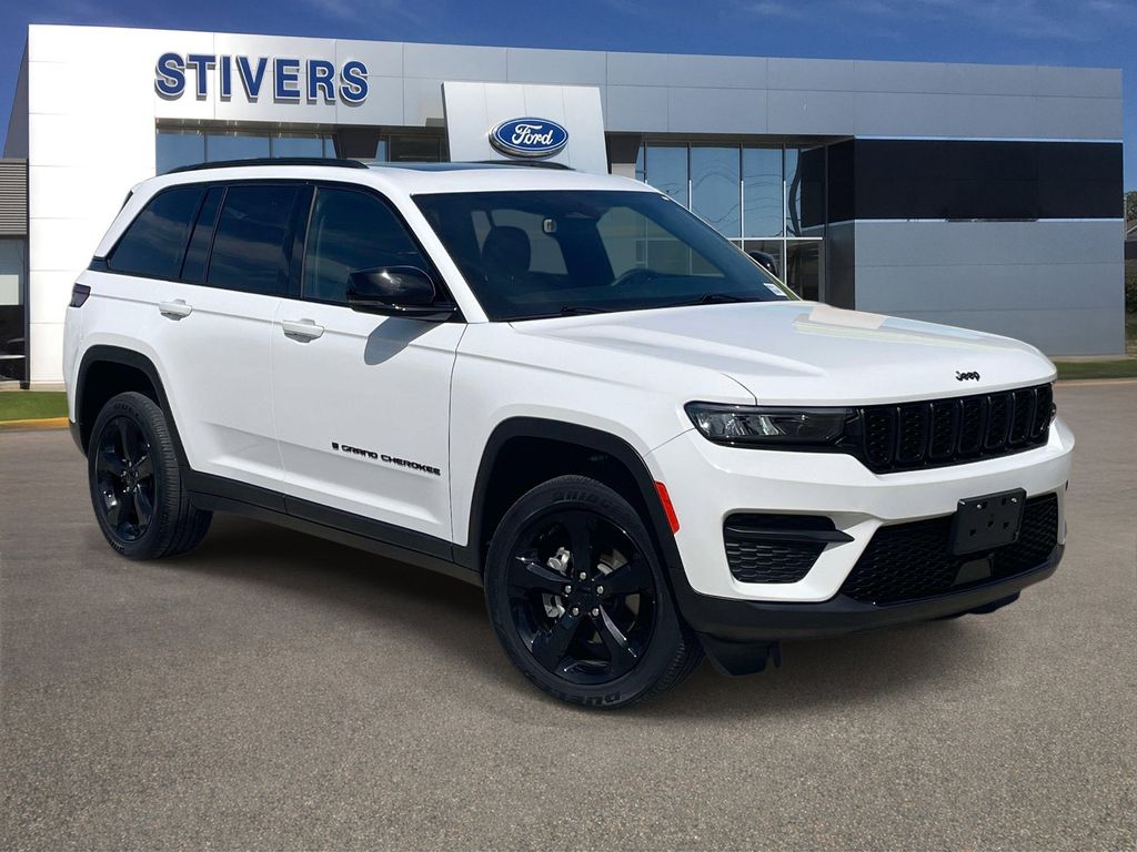 2023 Jeep Grand Cherokee Altitude X 4WD