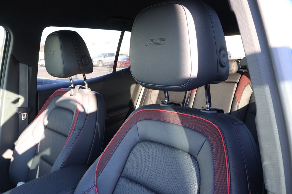 Thumbnail: 2025 Chevrolet Equinox - 9