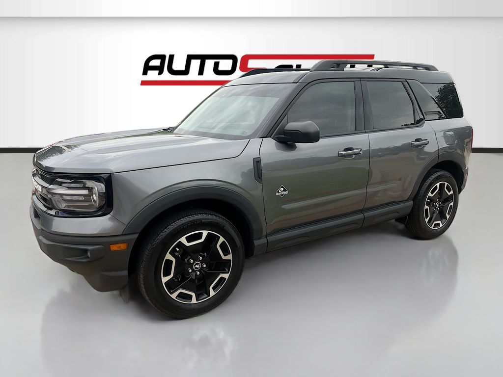 Used 2024 Gray Ford Outer Banks image 3