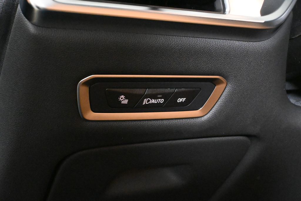 Thumbnail: 2027 BMW X7 - 26