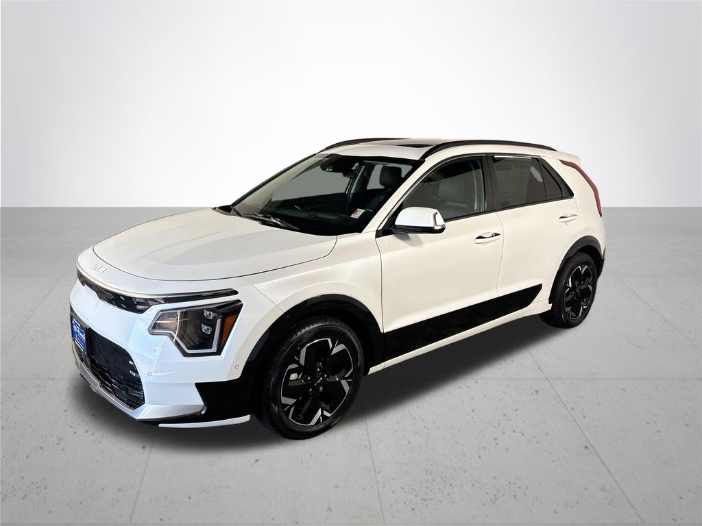 Used 2023 Kia Niro Wave with VIN KNDCT3L15P5035169 for sale in Vancouver, WA