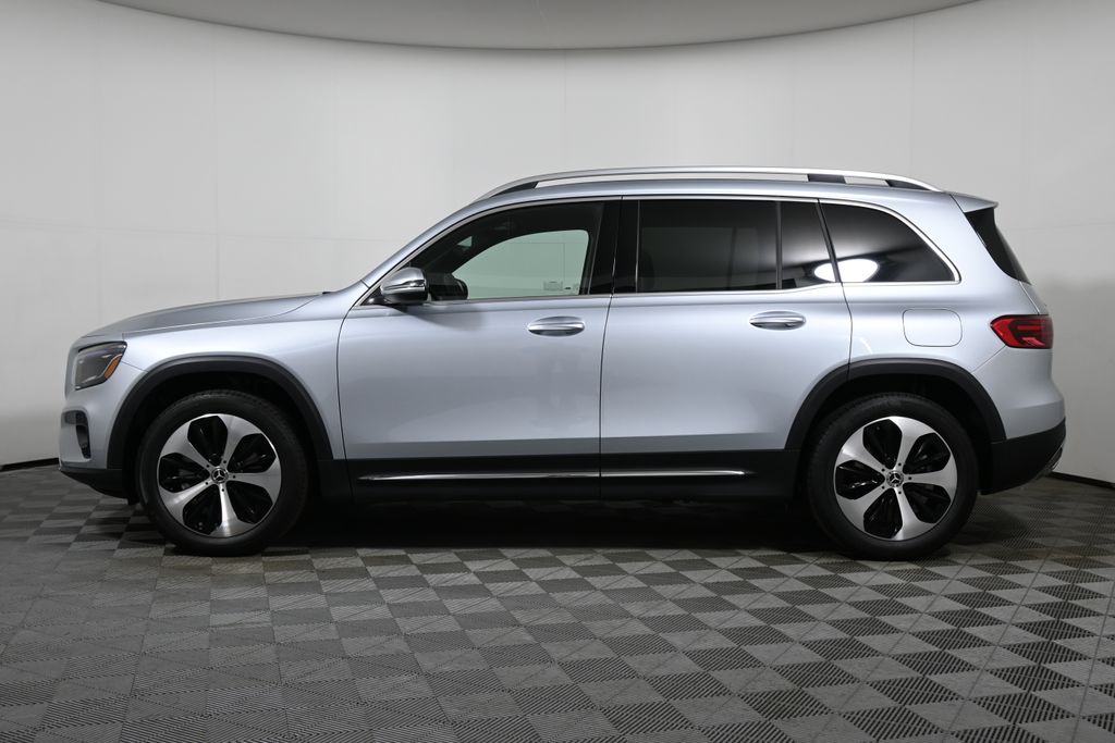 Thumbnail: 2026 Mercedes-Benz GLB - 2