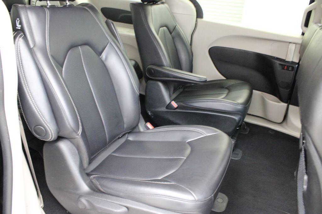 used 2023 Chrysler Pacifica Hybrid car, priced at $24,999